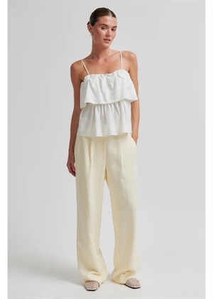 Aie top White Alyssum Second Female 